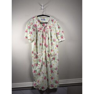 VTG Moon Dance Women's Nightgown Housecoat 2X Pink Floral Granny Cottage Sleep